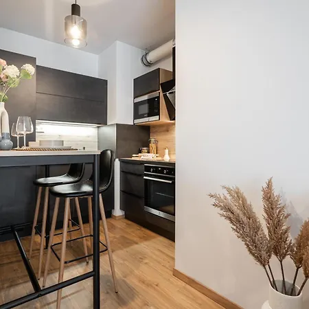 Apartament Blooming With Free Underground Parking Budapeszt